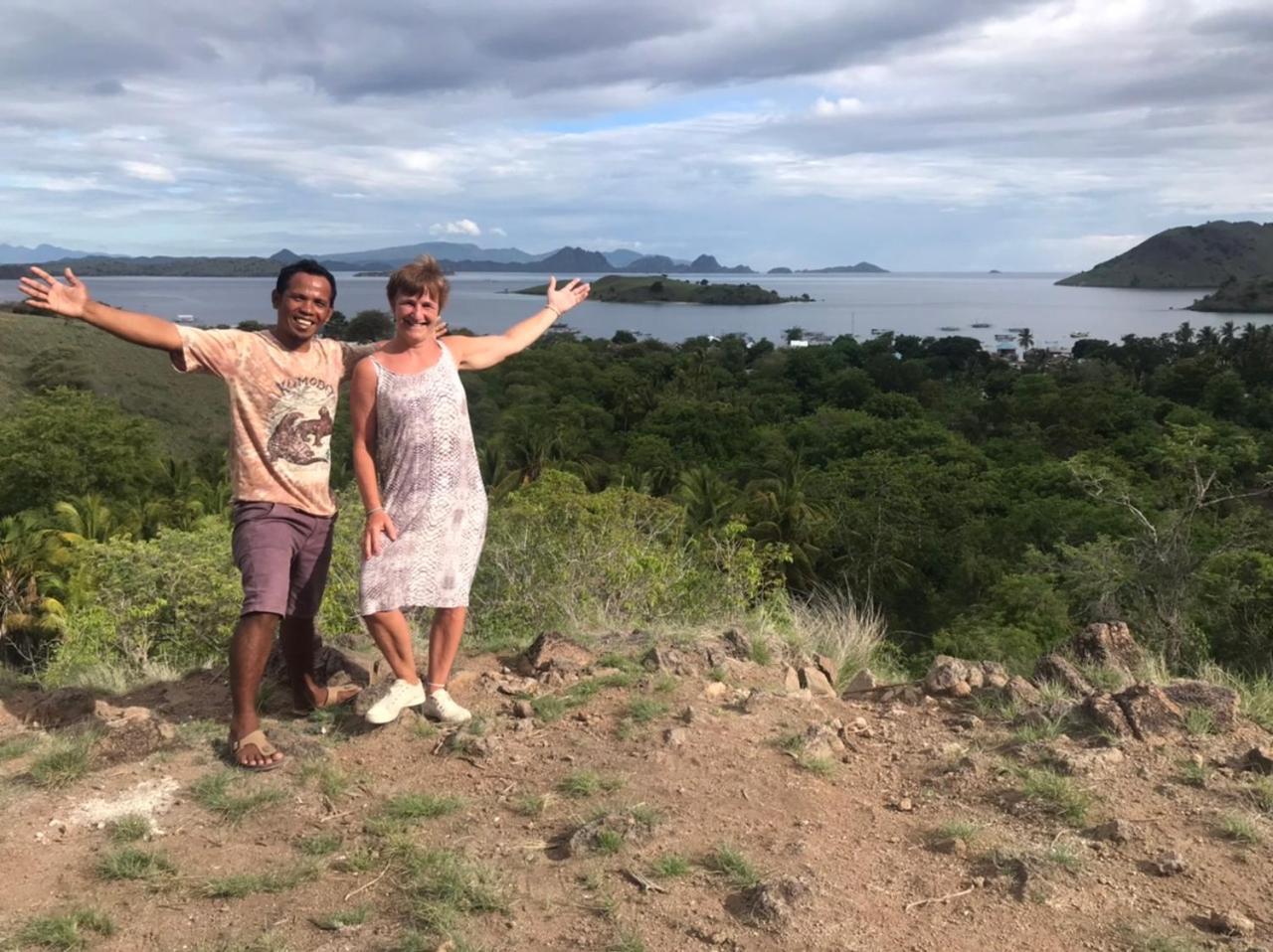 Ora Komodo Home Stay Ngoại thất bức ảnh