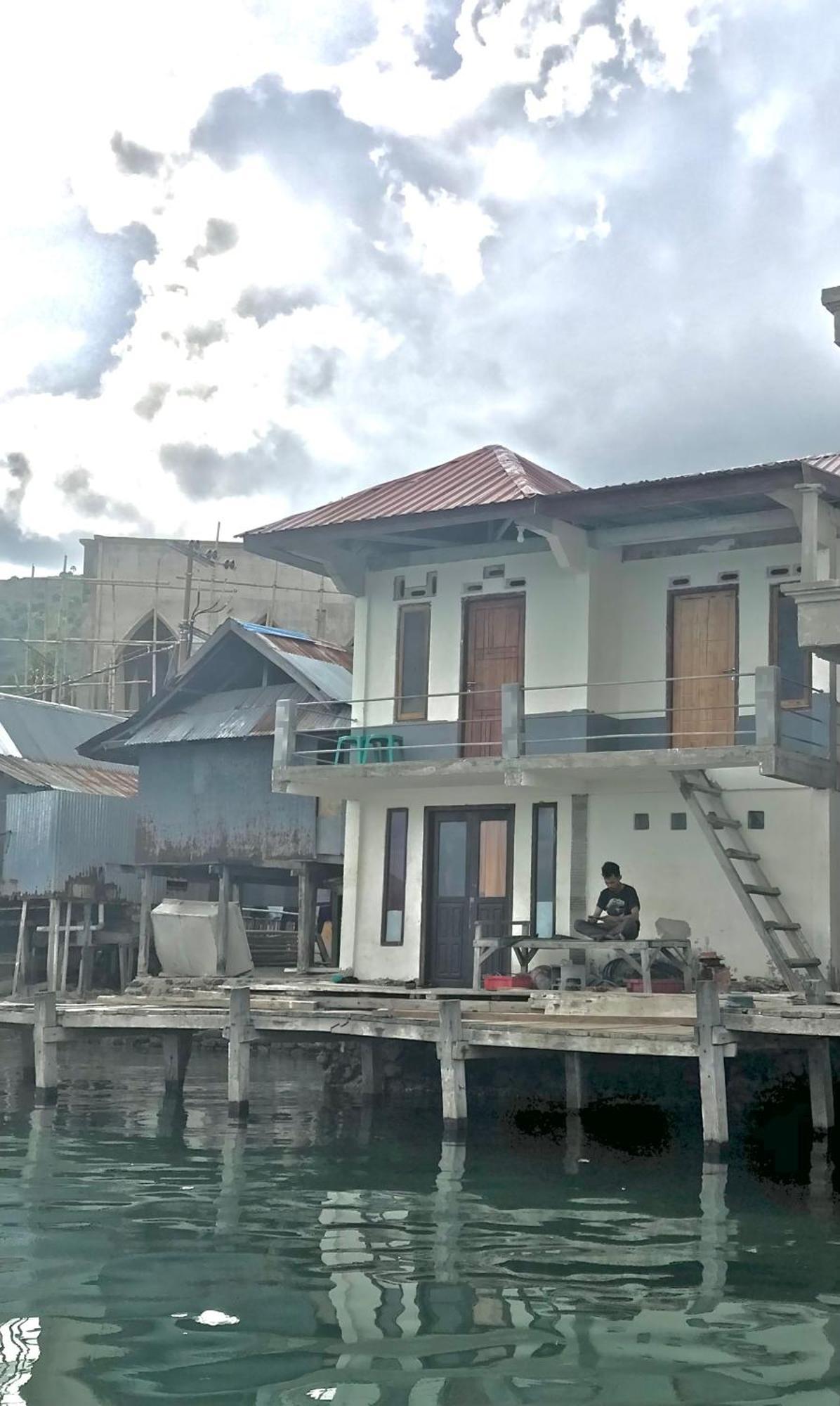Ora Komodo Home Stay Ngoại thất bức ảnh